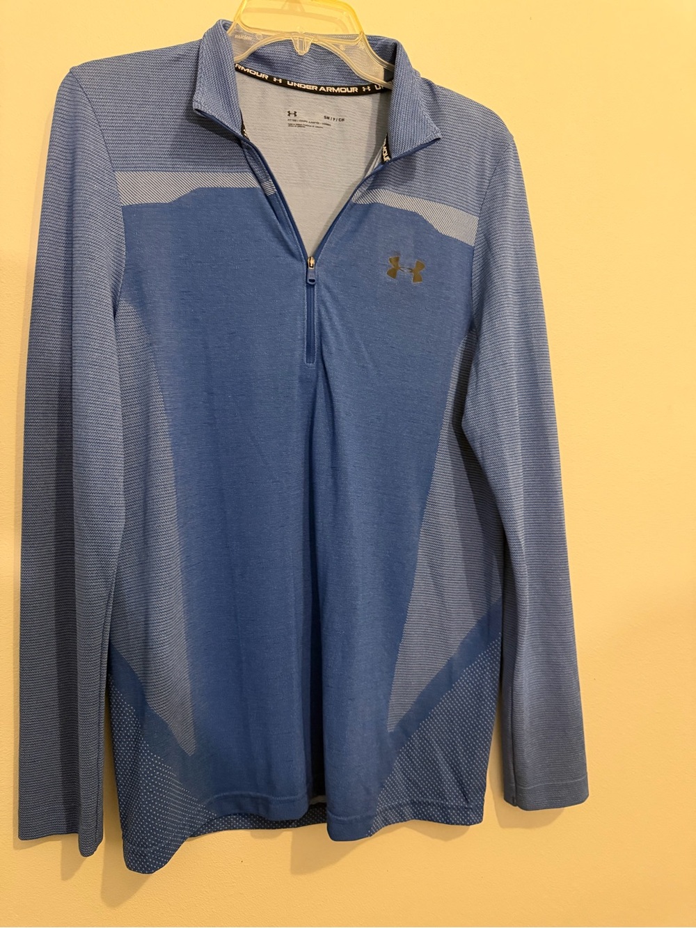 Under Armour Men’s Blue Long Sleeve Quarter-Zip Performance Top NWT